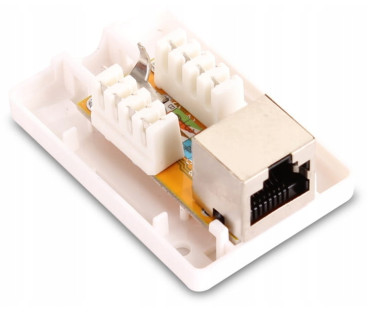 GNIAZDO NATYNKOWE GETFORT 1XRJ45 KAT.5E