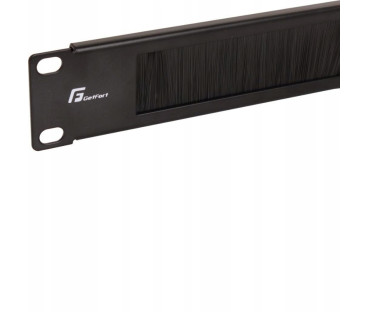 Panel szczotkowy do szaf rack Getfort