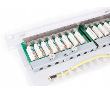 PATCH PANEL FTP CAT.5E 24 PORTY SZARY PGF-5EFTP24-B6-G | Alarmista.pl