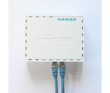 MIKROTIK ROUTERBOARD hEX (RB750Gr3)