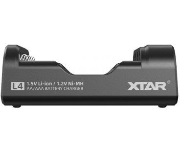 Ładowarka do akumulatorów R03 / AAA oraz R6 / AA Li-ion 1,5V / NiMH Xtar L4
