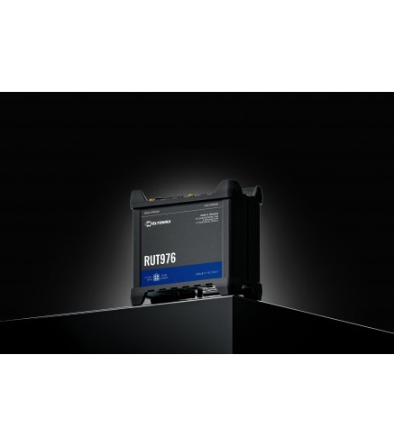 Teltonika RUT976 router przemysłowy 5G RedCup (RUT976000000)