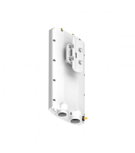 Cambium Epmp 4600L Row Eu | Punkt Dostępowy | 6 Ghz, 2X2 Mimo, 1X Rj45 1000Mb/s, 1X Sfp+, Ip67