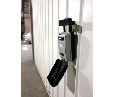 Skrytka Na Klucze Z Możliwością Zawieszenia I Szyfrem Podświetlona Master Lock 5424Eurd